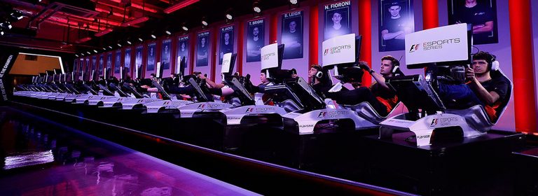 F1 Esports z widowiskowym startem sezonu