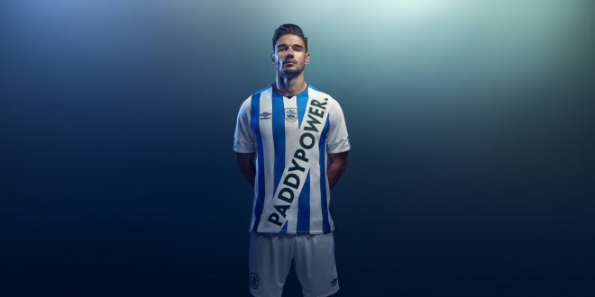 Huddersfield Town ukarany grzywną za logo Paddy Power na koszulkach