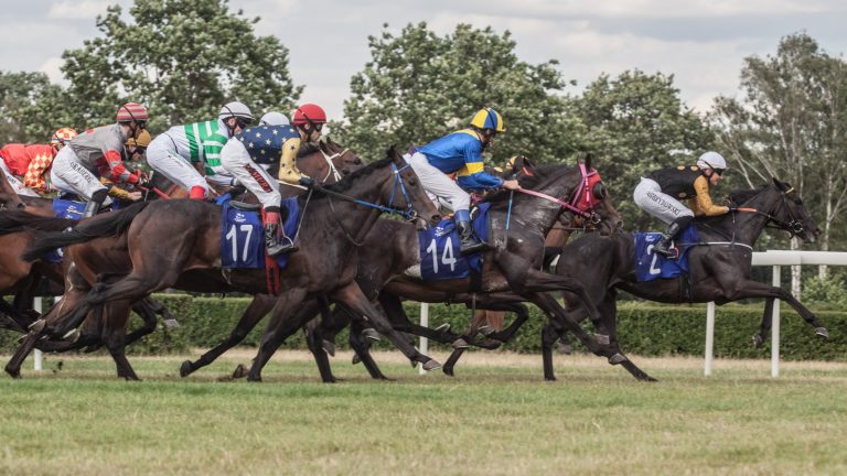 Gala Derby na Torze Służewiec