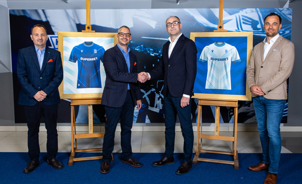 Fortuna, STS i Superbet – co z logotypami tych firm w Lidze Konferencji i jakie atrakcje oferują graczom?