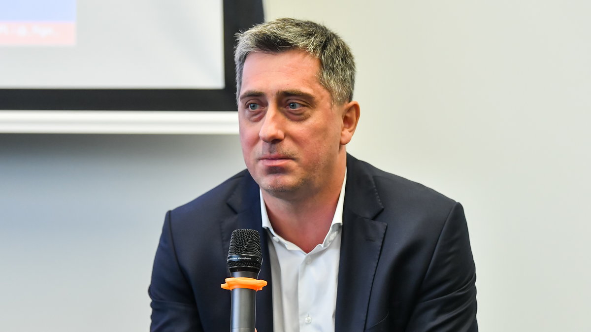 Jedno z najgłośniejszych odejść w branży. Konrad Komarczuk żegna się z Fortuną. Ale nie z branżą rozrywki na pieniądze