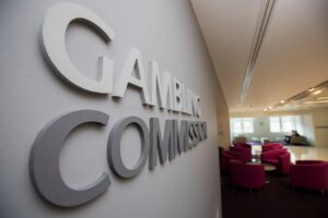 UKGC zaostrza kurs. Nowe kroki przeciwko czarnej strefie