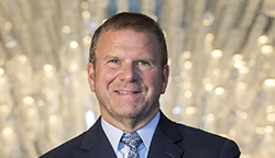 Tilman Fertitta o krok od przejęcia Caesars Entertainment